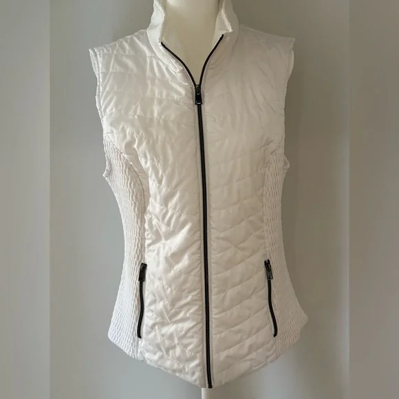 2/$40 🌸 Christopher & Banks White Quilted Vest size large - Picture 2 of 3